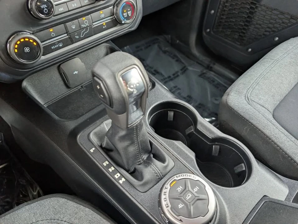 2023 Ford Bronco 6th Gen - Image 10 of 20