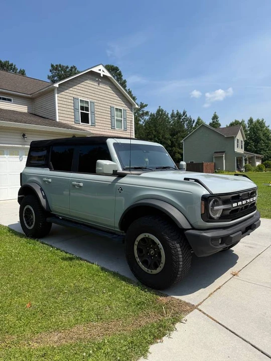 2023 Ford Bronco 6th Gen - Image 3 of 7