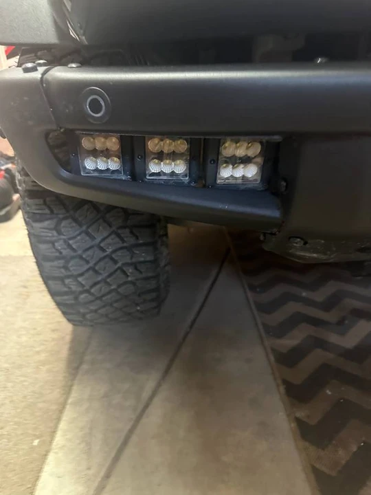 2023 Ford Bronco 6th Gen - Image 10 of 16
