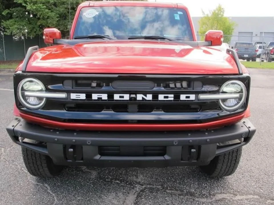 2023 Ford Bronco 6th Gen - Image 4 of 9