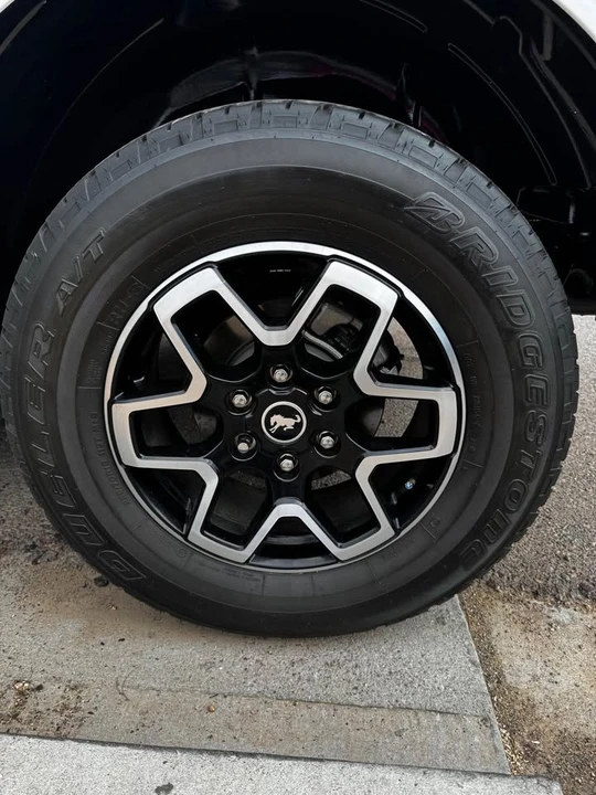 2023 Ford Bronco 6th Gen - Image 7 of 15