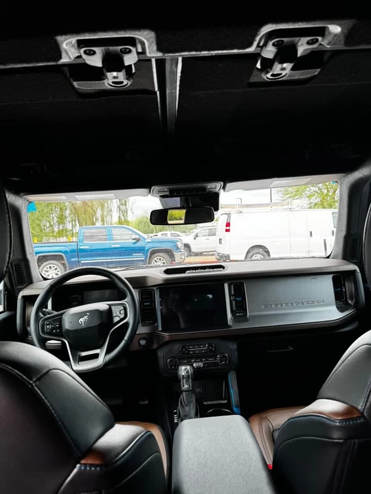 2023 Ford Bronco 6th Gen - Image 15 of 15
