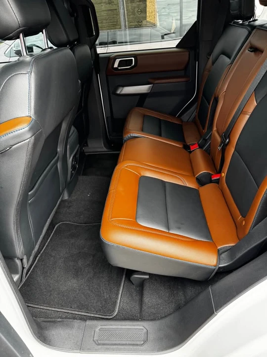 2023 Ford Bronco 6th Gen - Image 14 of 15