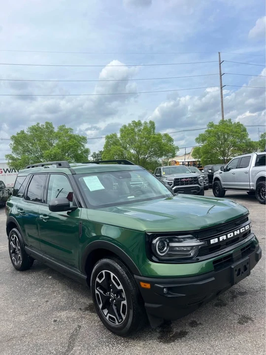 2023 Ford Bronco 6th Gen - Image 12 of 19