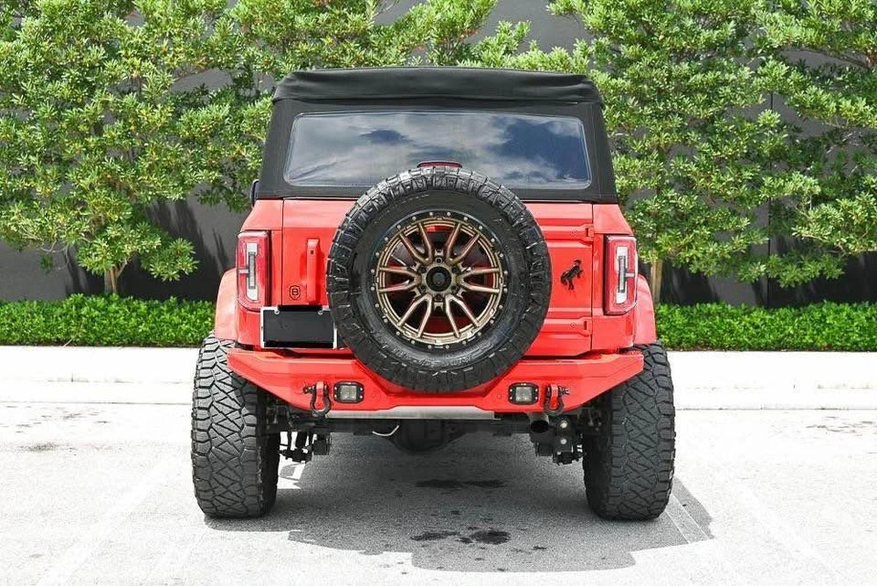 2023 Ford Bronco 6th Gen - Image 5 of 10