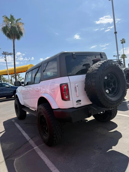 2023 Ford Bronco 6th Gen - Image 6 of 20