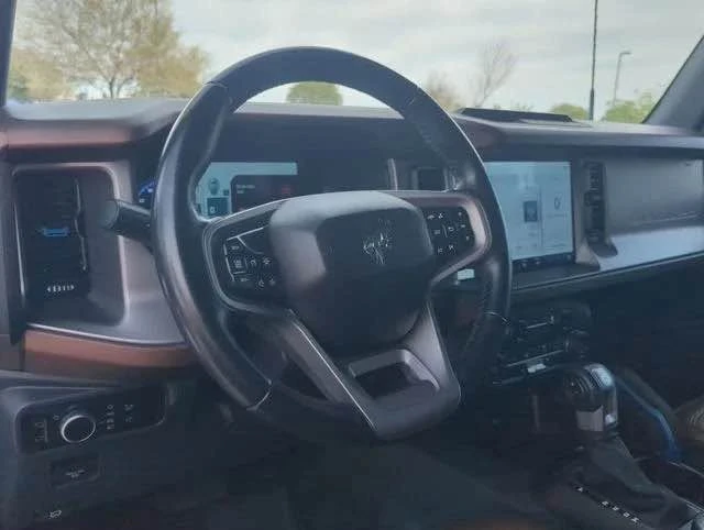 2023 Ford Bronco 6th Gen - Image 16 of 20