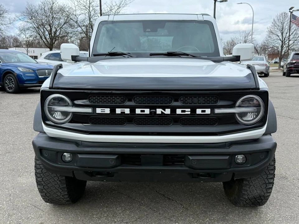 2023 Ford Bronco 6th Gen - Image 2 of 12