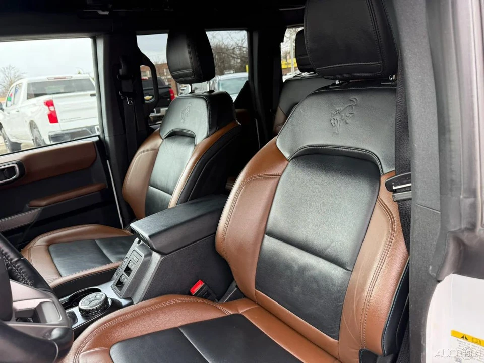 2023 Ford Bronco 6th Gen - Image 18 of 21
