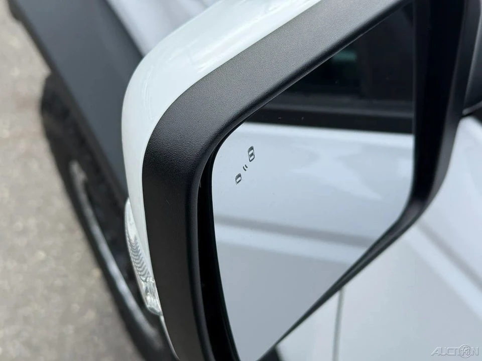 2023 Ford Bronco 6th Gen - Image 15 of 21