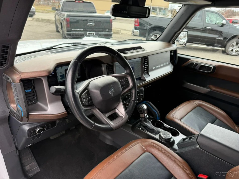 2023 Ford Bronco 6th Gen - Image 19 of 21
