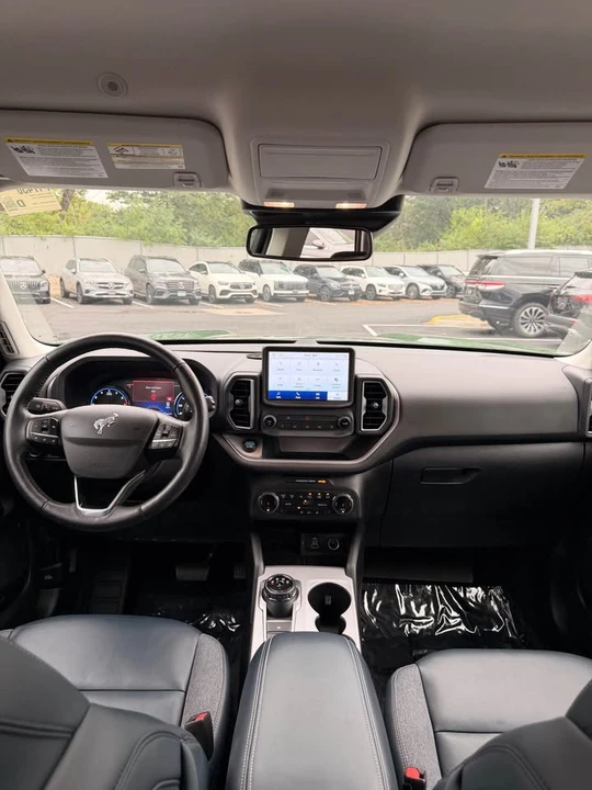 2023 Ford Bronco 6th Gen - Image 9 of 16
