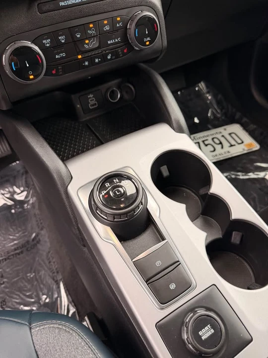 2023 Ford Bronco 6th Gen - Image 15 of 16