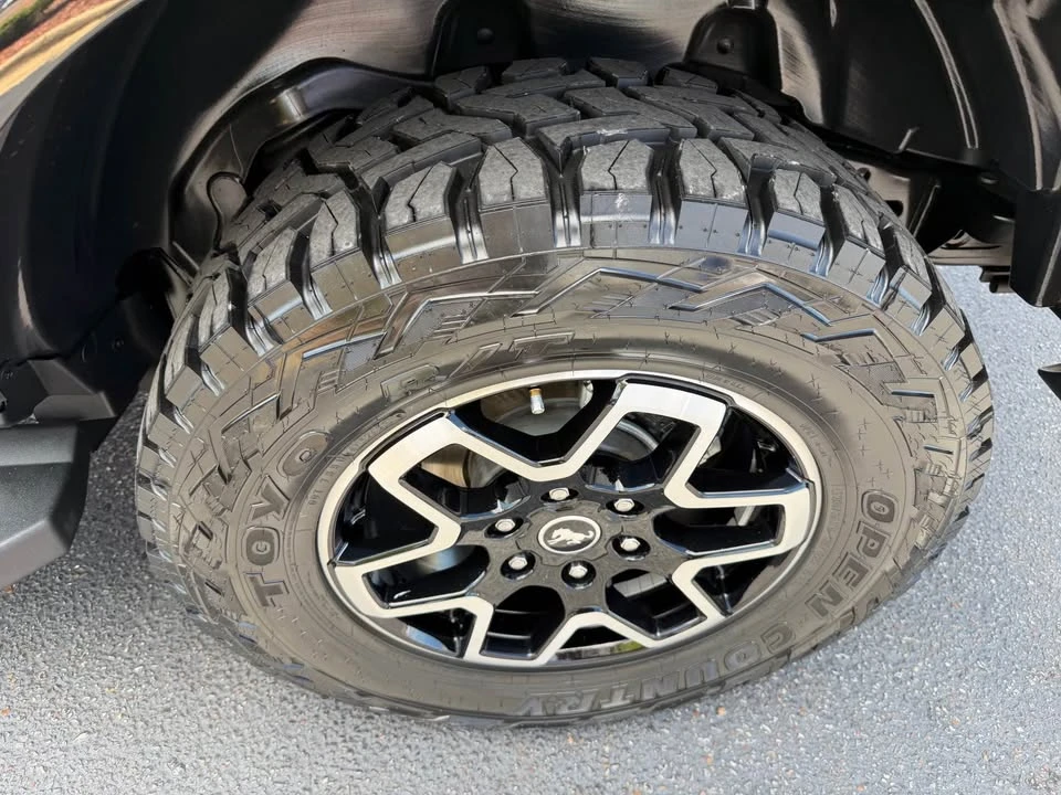 2023 Ford Bronco 6th Gen - Image 11 of 19
