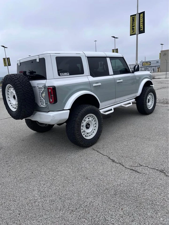 2023 Ford Bronco 6th Gen - Image 7 of 9