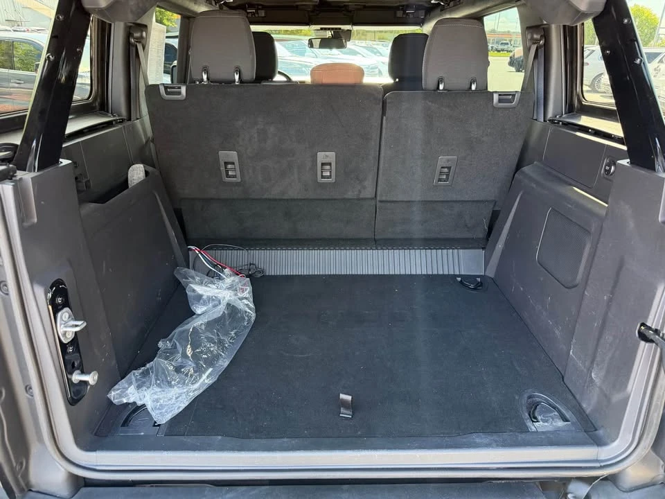 2023 Ford Bronco 6th Gen - Image 5 of 19