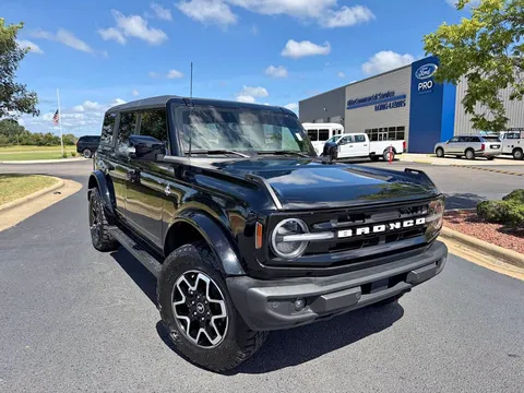 2023 Ford Bronco Outer Banks Sport Utility 4D