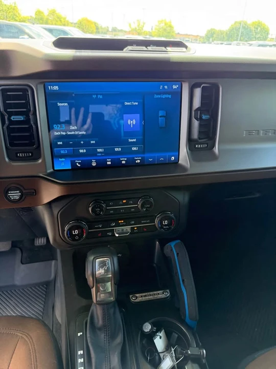 2023 Ford Bronco 6th Gen - Image 15 of 19