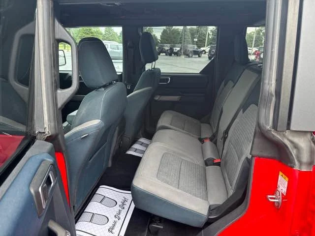 2023 Ford Bronco 6th Gen - Image 6 of 9