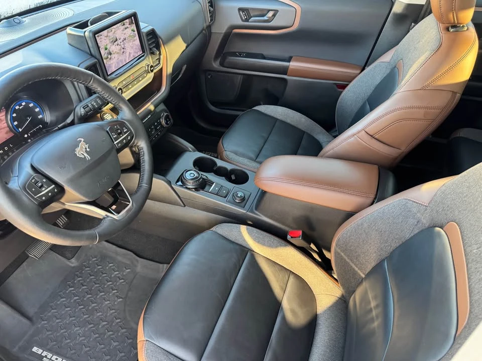 2023 Ford Bronco 6th Gen - Image 2 of 5