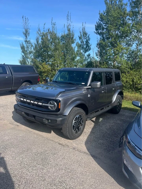 2023 Ford Bronco 6th Gen - Image 2 of 6