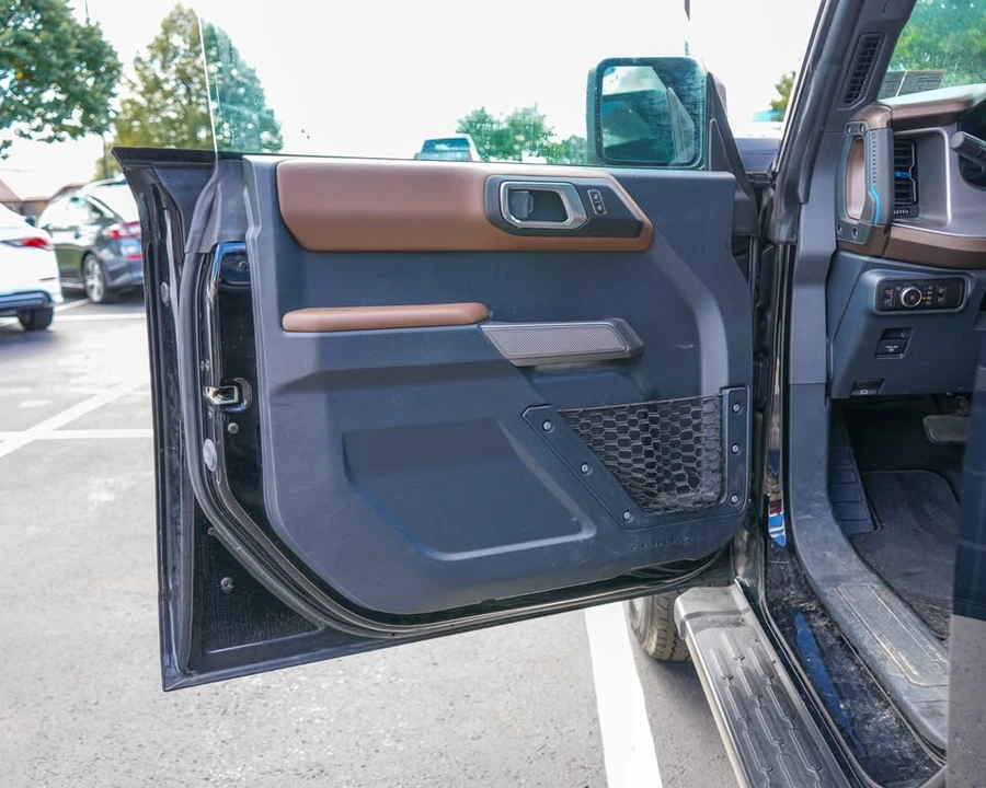 2023 Ford Bronco 6th Gen - Image 13 of 20