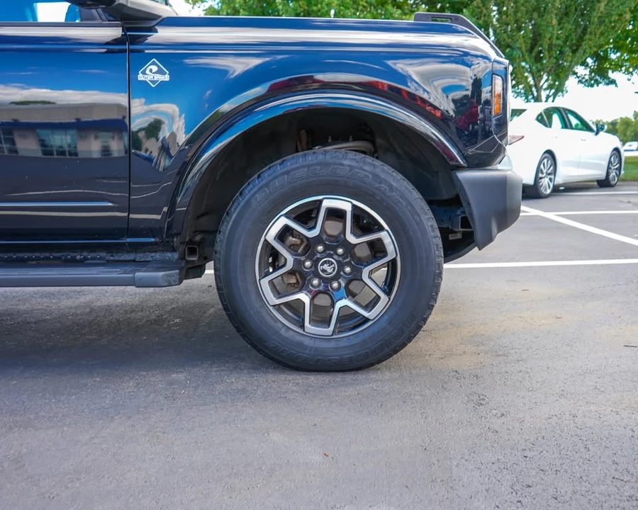 2023 Ford Bronco 6th Gen - Image 3 of 20