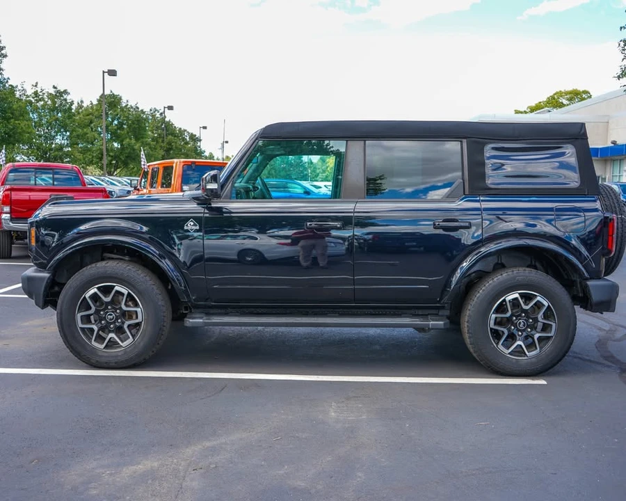 2023 Ford Bronco 6th Gen - Image 7 of 20