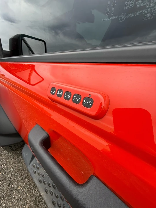 2023 Ford Bronco Raptor 6th Gen - Image 19 of 20