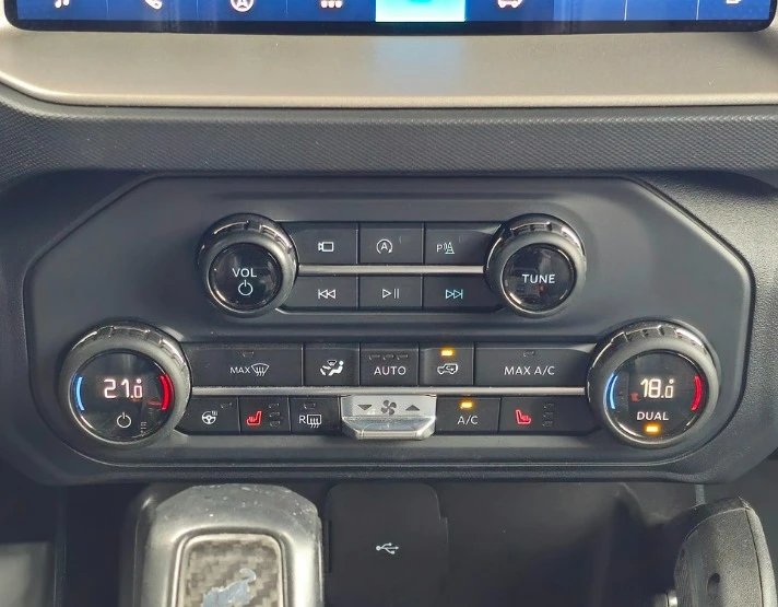 2023 Ford Bronco Raptor 6th Gen - Image 15 of 18