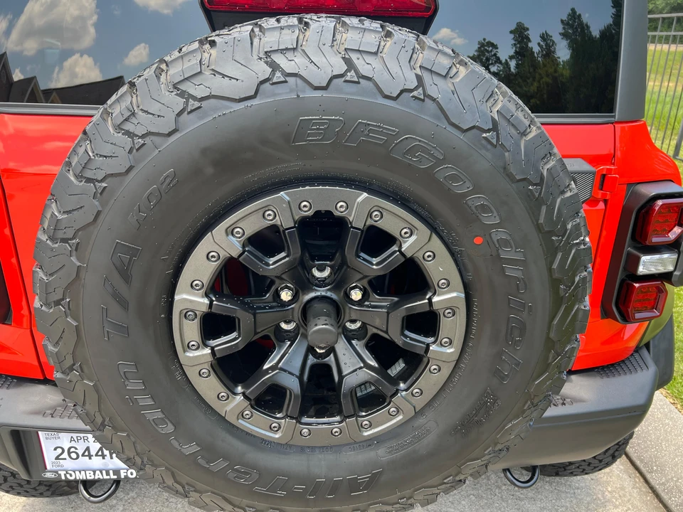 2023 Ford Bronco Raptor 6th Gen - Image 27 of 31