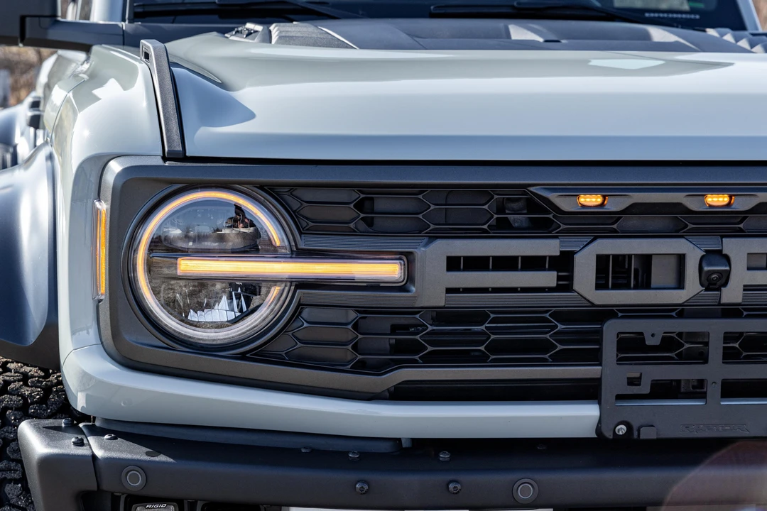 2023 Ford Bronco Raptor 6th Gen - Image 11 of 31