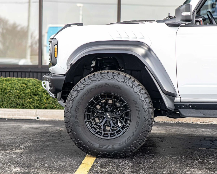 2023 Ford Bronco Raptor 6th Gen - Image 7 of 31