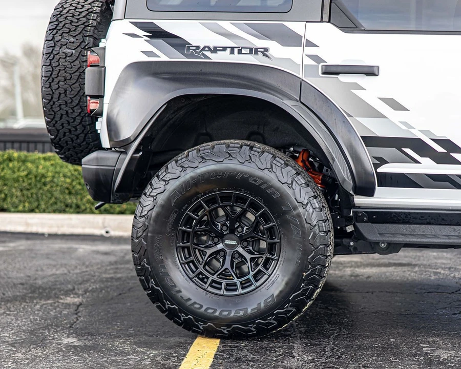 2023 Ford Bronco Raptor 6th Gen - Image 11 of 31