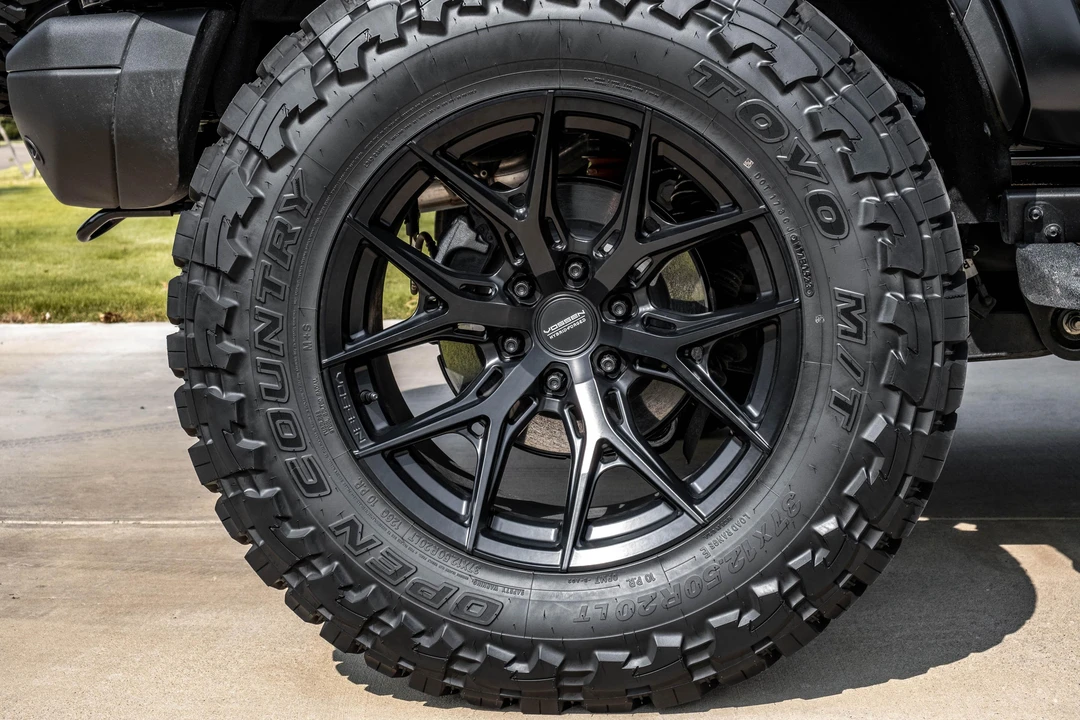 2023 Ford Bronco Raptor 6th Gen - Image 11 of 31