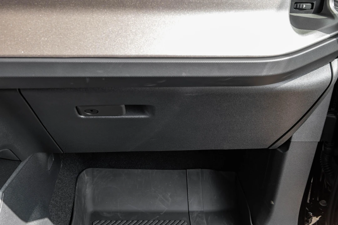 2023 Ford Bronco Raptor 6th Gen - Image 27 of 31