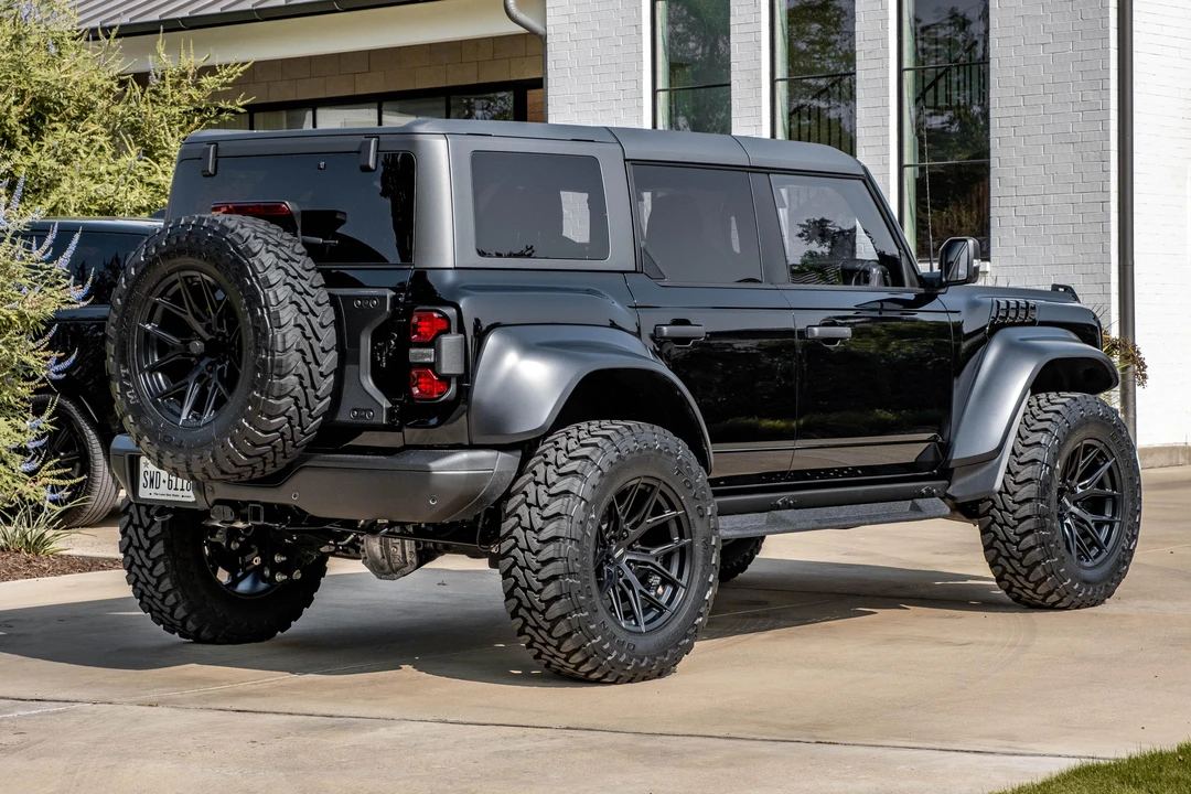 2023 Ford Bronco Raptor 6th Gen - Image 7 of 31