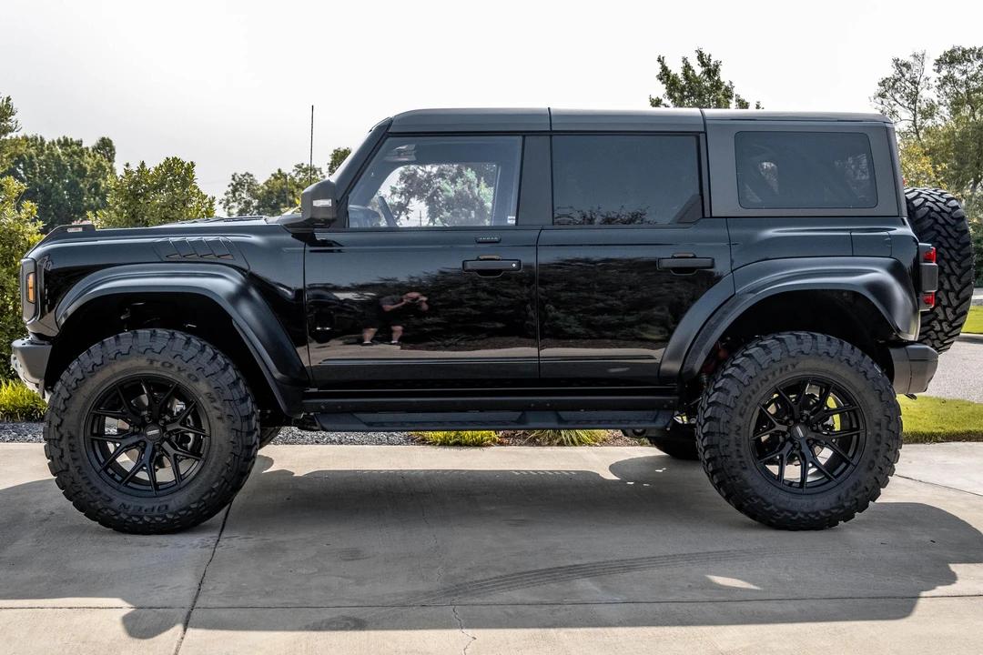 2023 Ford Bronco Raptor 6th Gen - Image 3 of 31