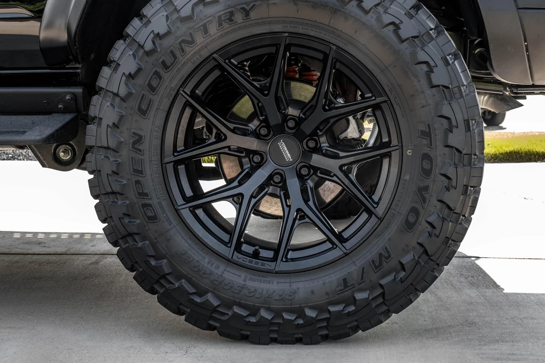 2023 Ford Bronco Raptor 6th Gen - Image 10 of 31