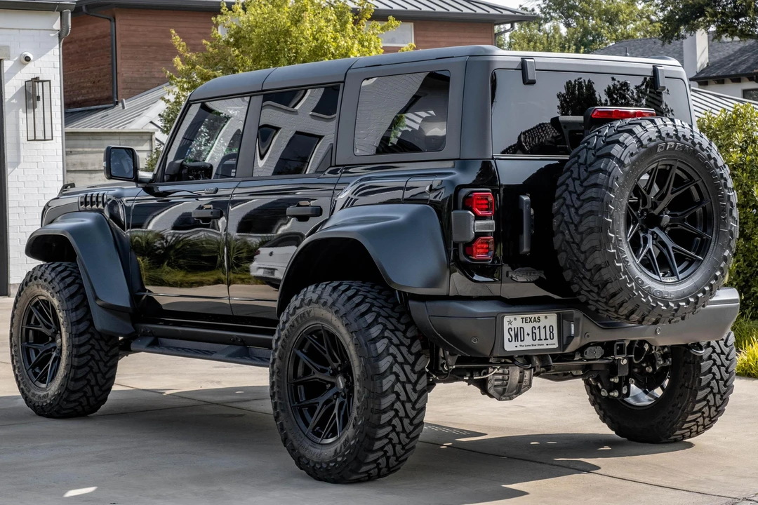 2023 Ford Bronco Raptor 6th Gen - Image 4 of 31