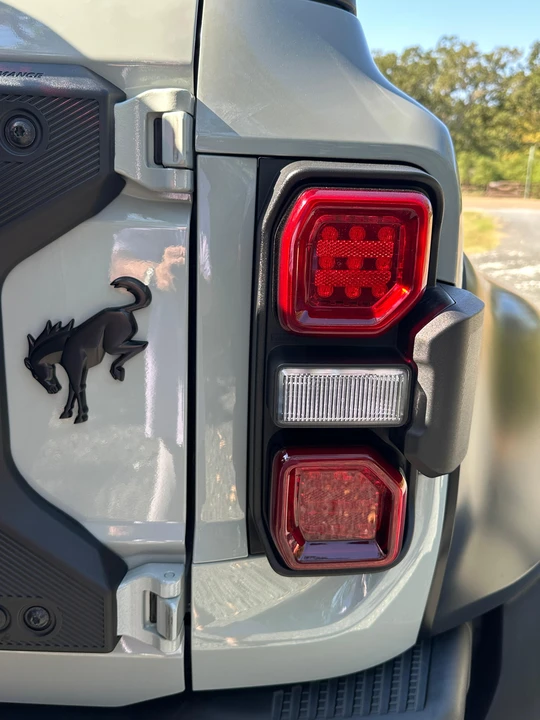 2023 Ford Bronco Raptor 6th Gen - Image 29 of 31
