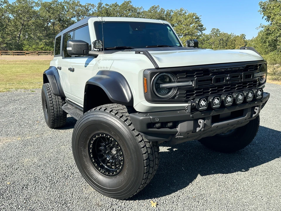 2023 Ford Bronco Raptor 6th Gen - Image 12 of 31