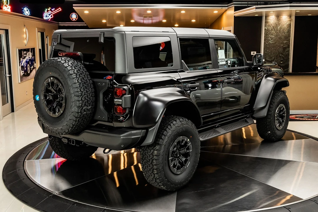 2023 Ford Bronco Raptor 6th Gen - Image 13 of 24