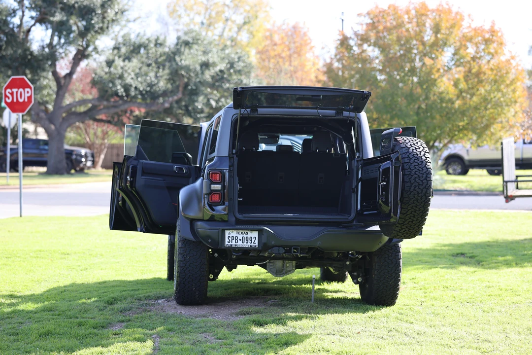 2023 Ford Bronco Raptor 6th Gen - Image 17 of 31