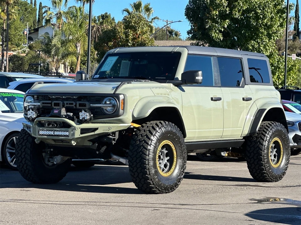 2023 Ford Bronco Raptor 6th Gen - Image 7 of 12