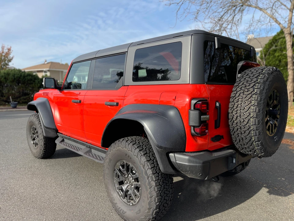 2023 Ford Bronco Raptor 6th Gen - Image 10 of 31