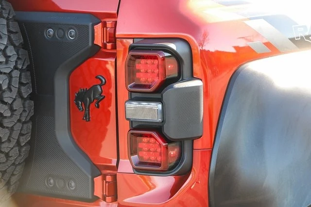 2023 Ford Bronco Raptor 6th Gen - Image 11 of 12