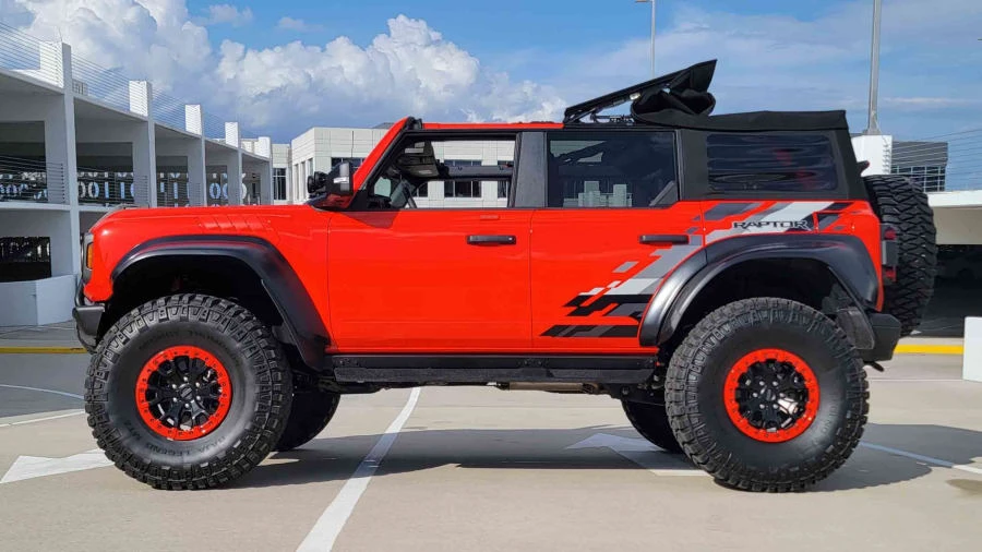 2023 Ford Bronco Raptor 6th Gen - Image 2 of 25