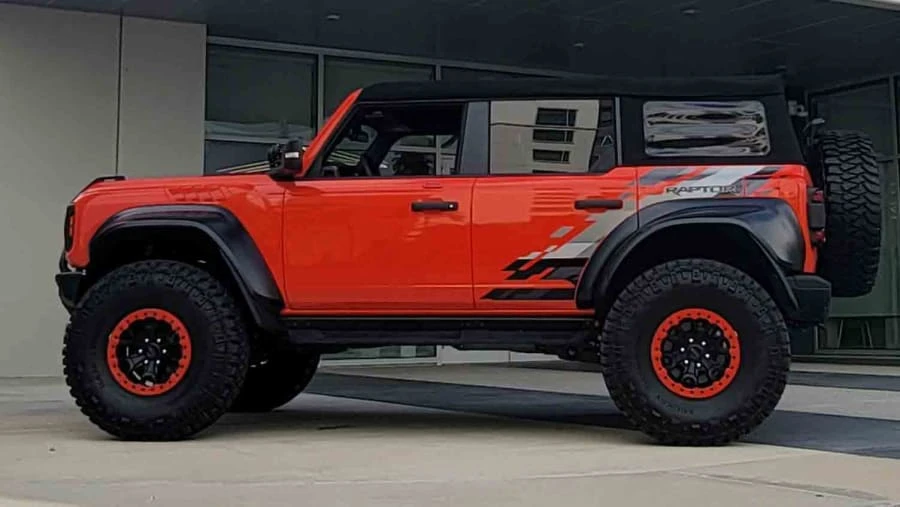 2023 Ford Bronco Raptor 6th Gen - Image 10 of 25