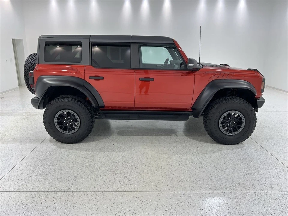 2023 Ford Bronco Raptor 6th Gen - Image 9 of 12